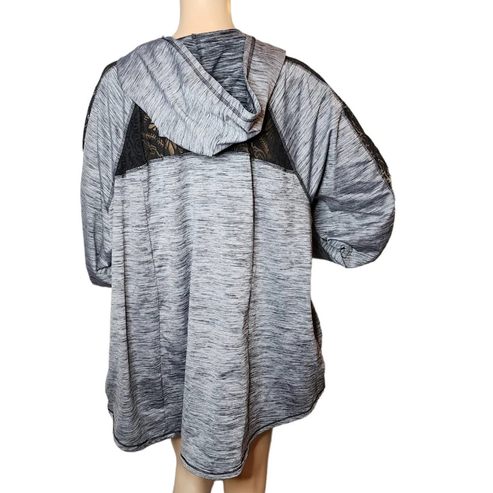 Maurices In Motion Active Jacket. Plus Size 4. - image 4